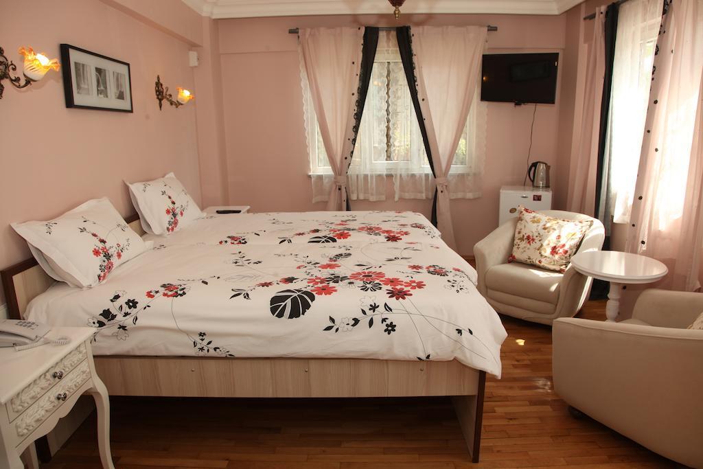 Yesim Suites Istanbul Room photo