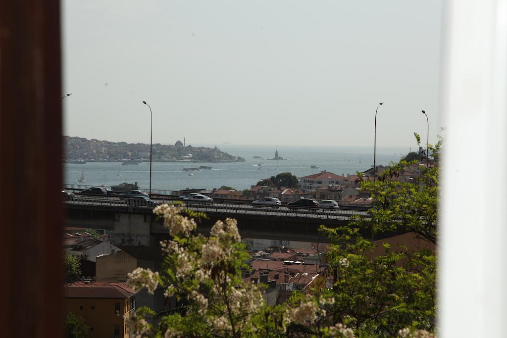 Yesim Suites Istanbul Room photo
