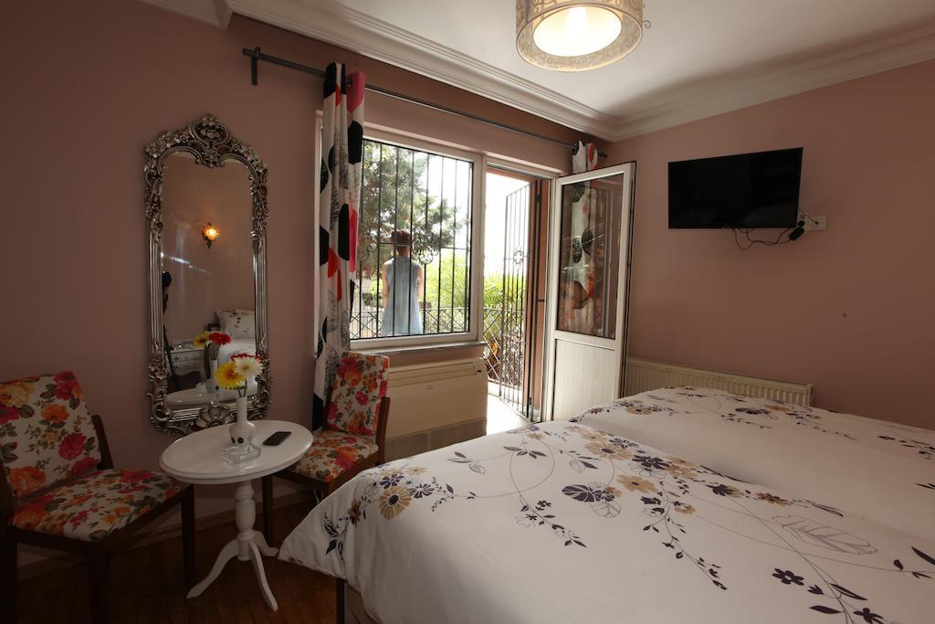 Yesim Suites Istanbul Room photo