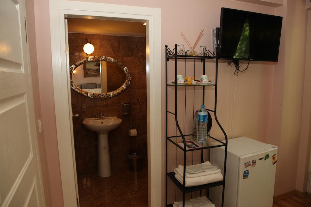 Yesim Suites Istanbul Room photo