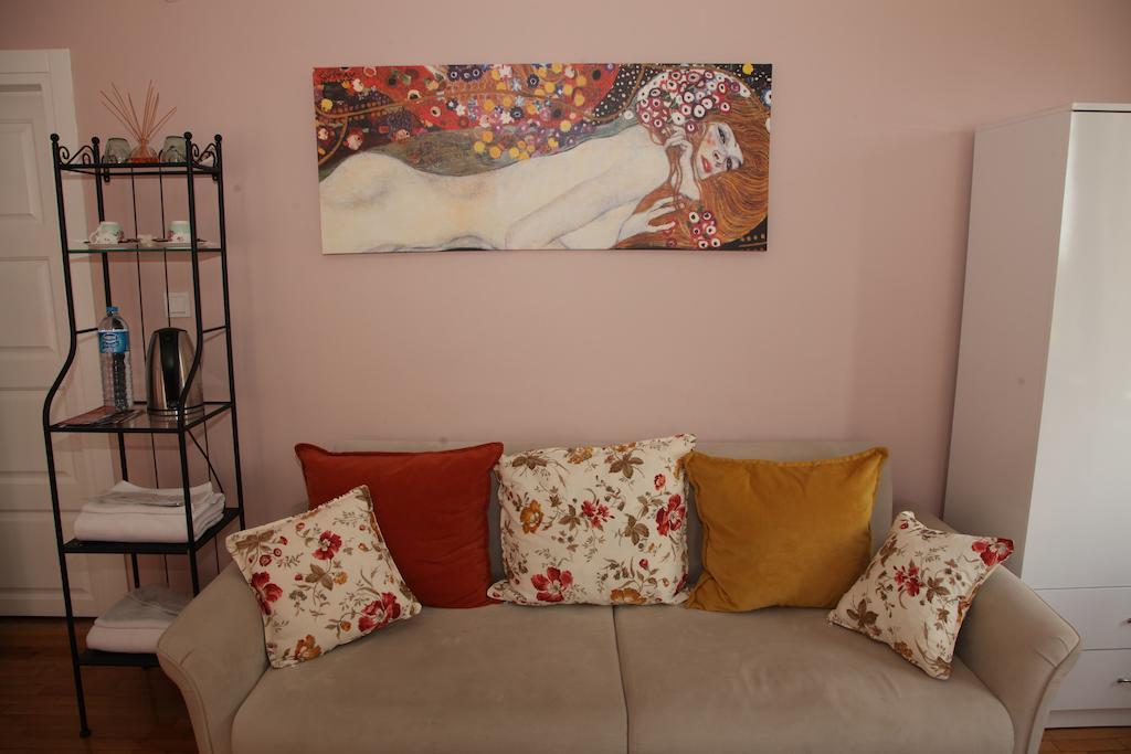 Yesim Suites Istanbul Room photo