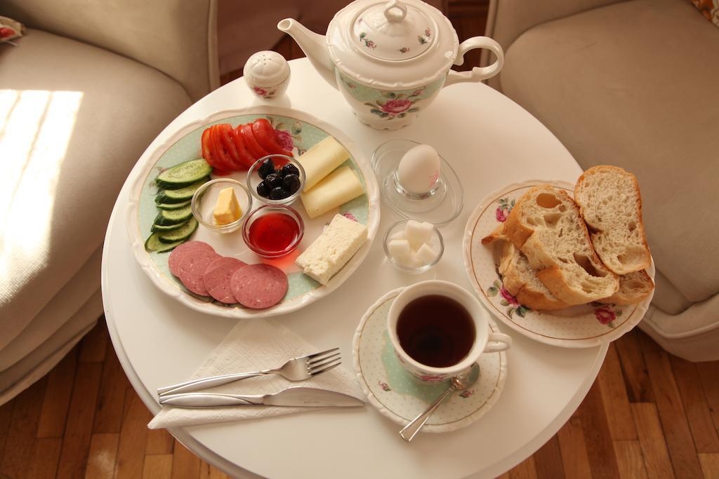 Yesim Suites Istanbul Room photo